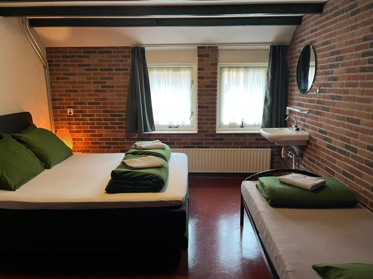 Familiehuis Voor 13 Personen Diever Buitenkant foto
