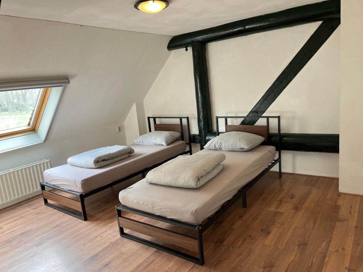 Familiehuis Voor 13 Personen Diever Buitenkant foto